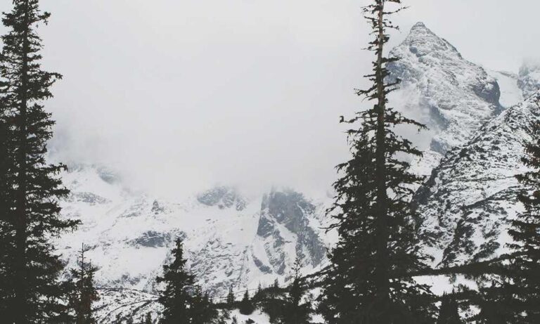 playing returnalgirl